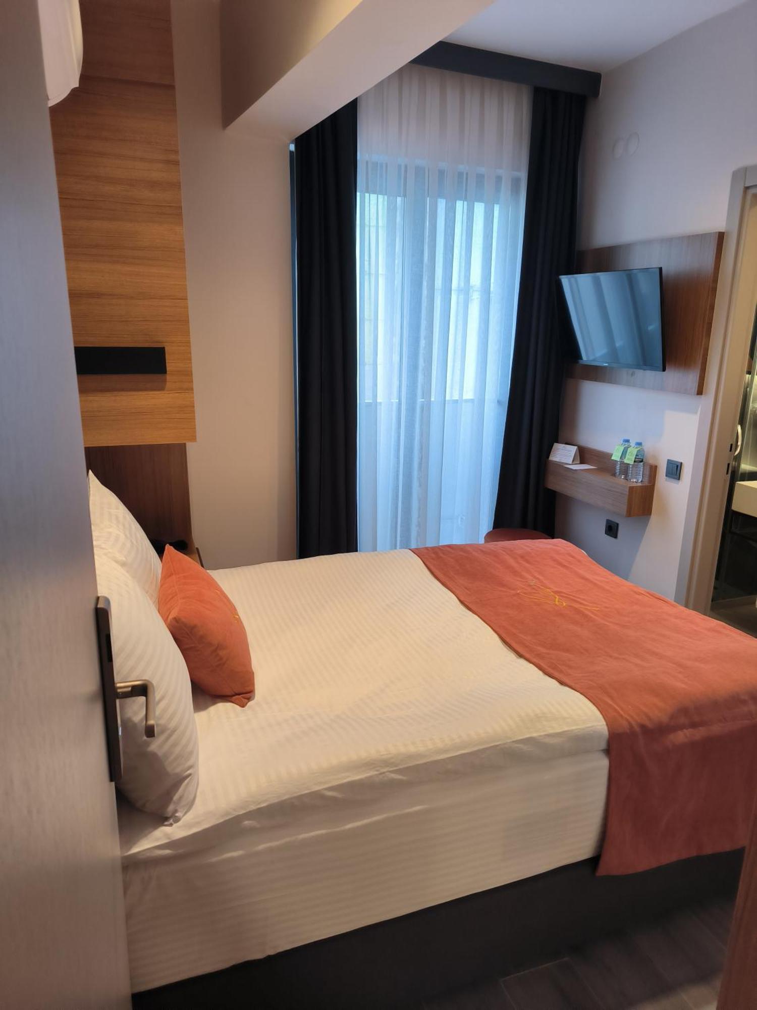 Roi Hotel Измир Экстерьер фото